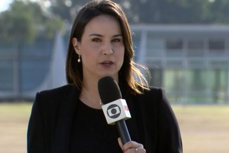 foto da reporter e apresentadora flávia alvarenga