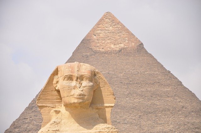 esfinge e piramide do egito